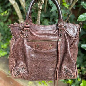 Auth Balenciaga 2013 Cigare Fonce Brown Agneau Lambskin Velo Crossbody Bag